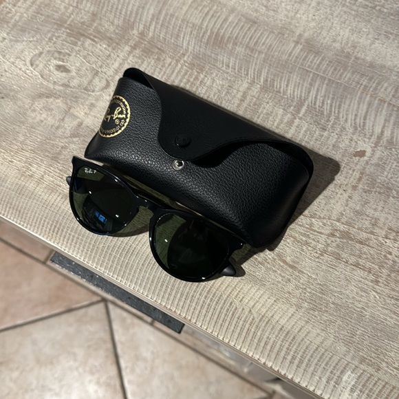 RayBan “ERIKA” sunglasses - Picture 4 of 4